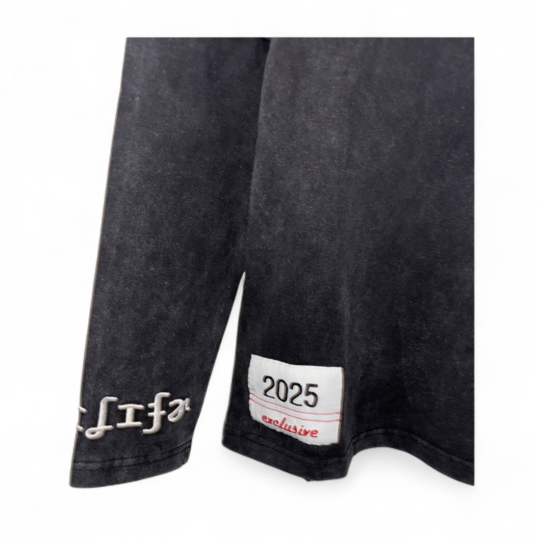 Black skiiilife long sleeve tshirt (Oversized)